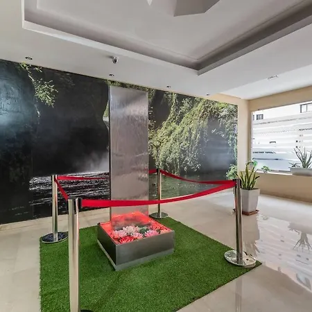 Lxr Neptuno Renovated And Pool Apartamento *